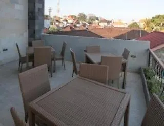 Zuk Hotel 3*