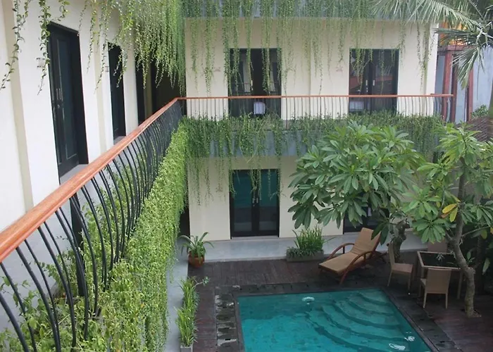 Zuk Hotel